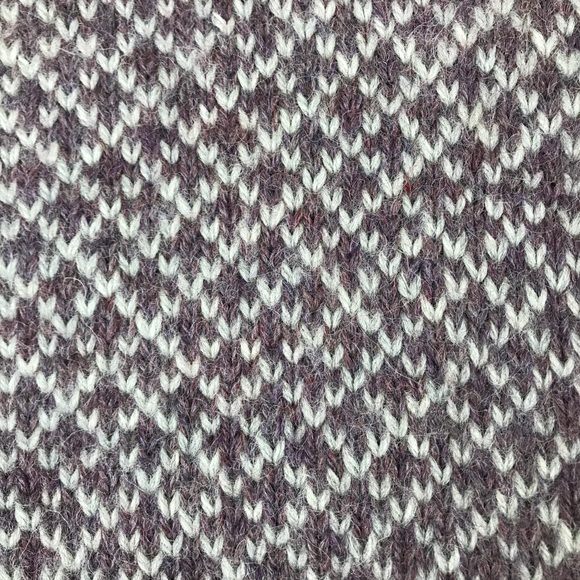 SOLD - Vtg Lillunn Hand Knit Wool Deer sweater - Norway - lavender and gray sz L - Picture 3 of 7